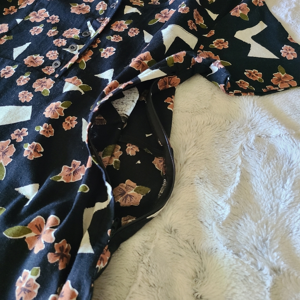 RVCA Floral Skater A-Line Dress - NWOT - Picture 9 of 11